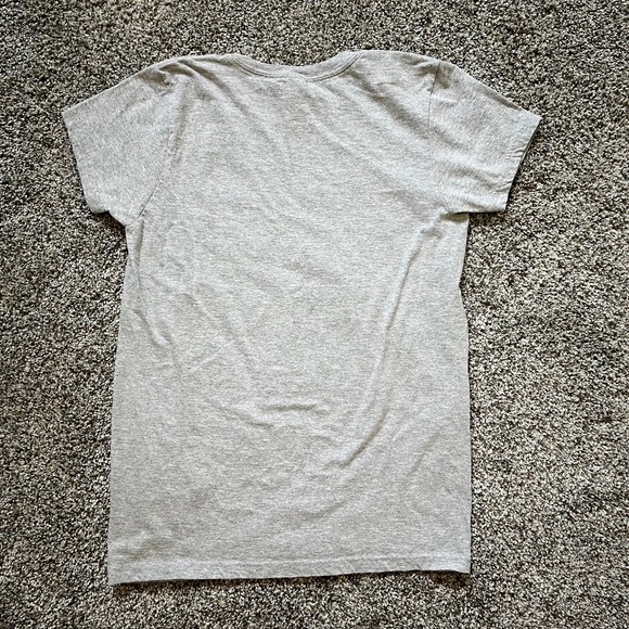 Women's Daisy Eyes Skull Art T-shirt; size M; new without tags - Picture 6 of 8